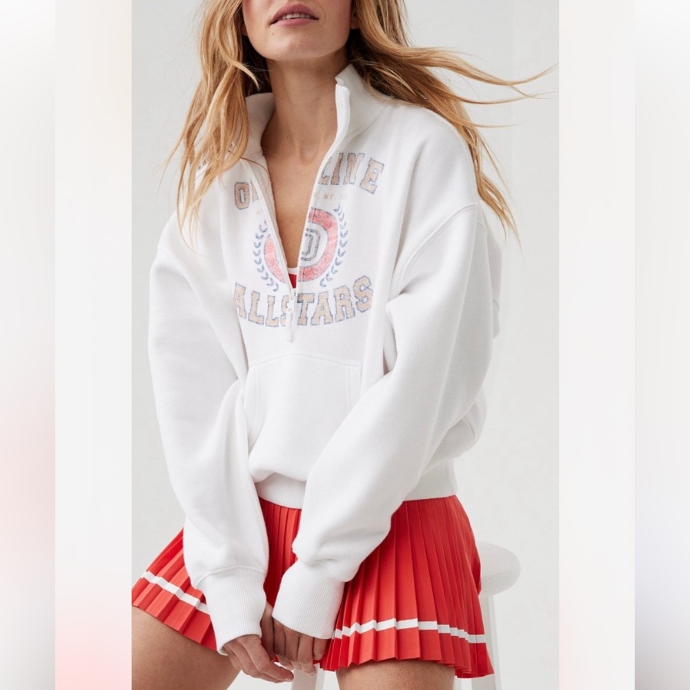 White Graphic Quarter-Zip Sweatshirt